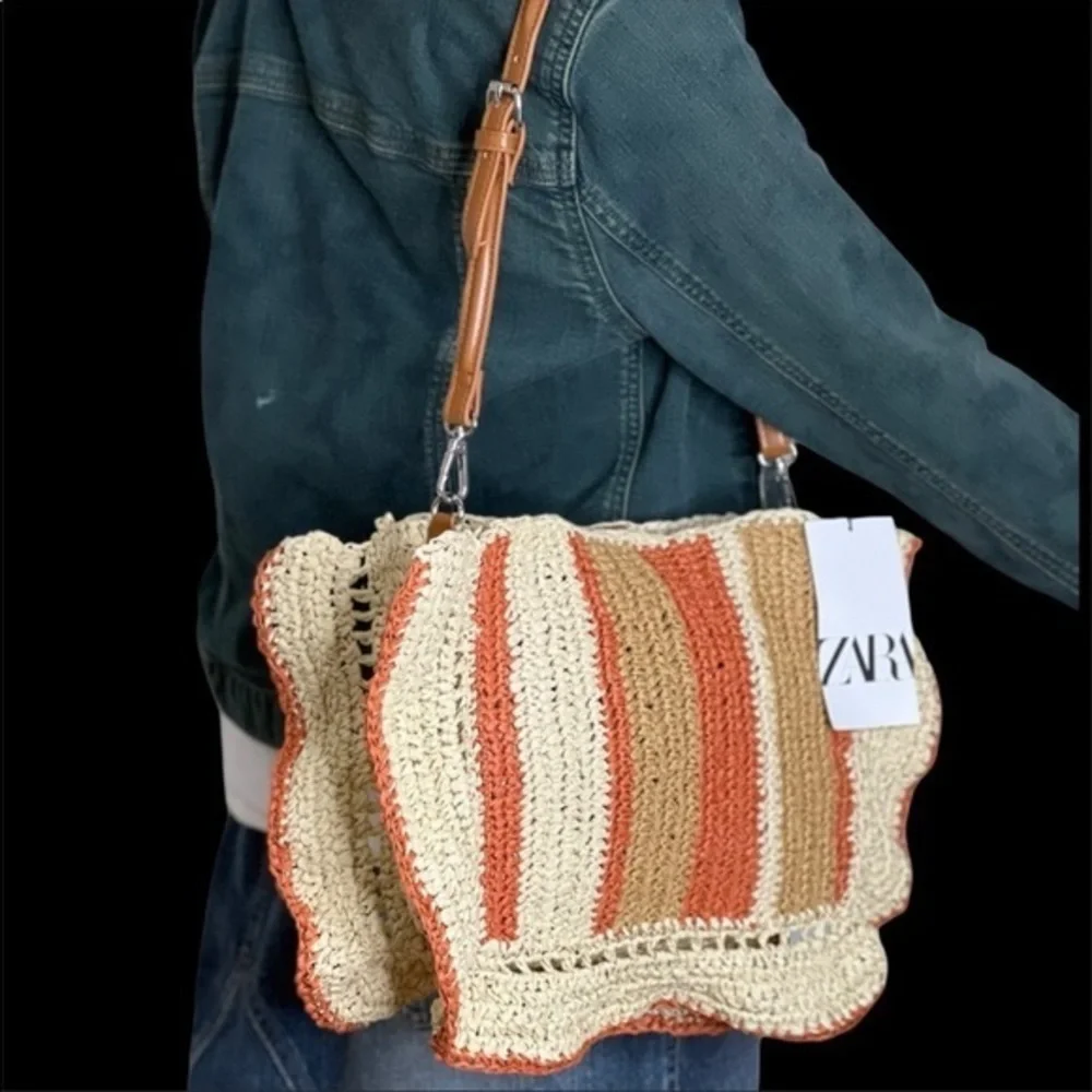 ZARA Woven bucket bag 6218/910 - Picture 9 of 14